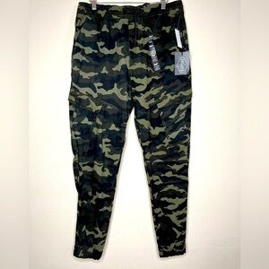 Brooklyn Men’s Camo jogger pants XL NWT pull on style stretch